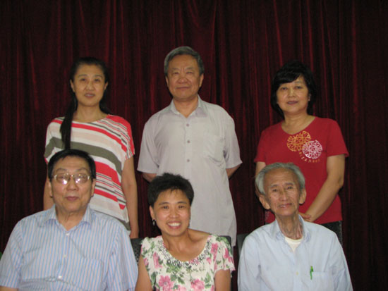 龚堡 龚启英 安锦珊 林海京 金子奇 谢梅 刘洪杰 鲁闽 获得小组冠军
